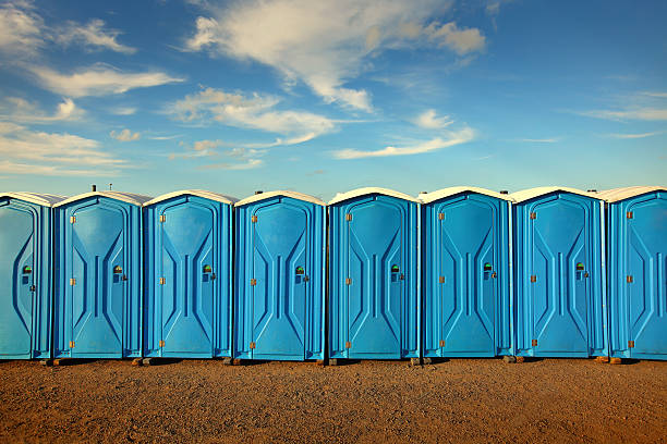 Best Deluxe Portable Toilet Rental  in Milton, WA